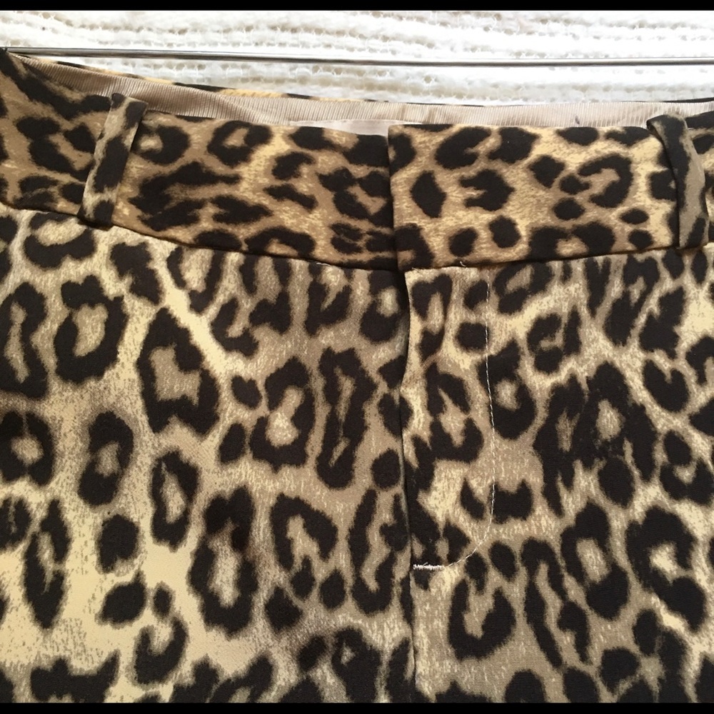 Banana Republic leopard print pants - Picture 3 of 12